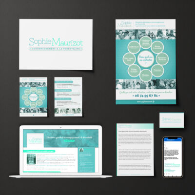 Exemples de différents supports réalisés pour une accompagnatrice à la parentalité<i>(logo, papier entête, carte de visite, site, signature mail )</i> Identité Sophie M.